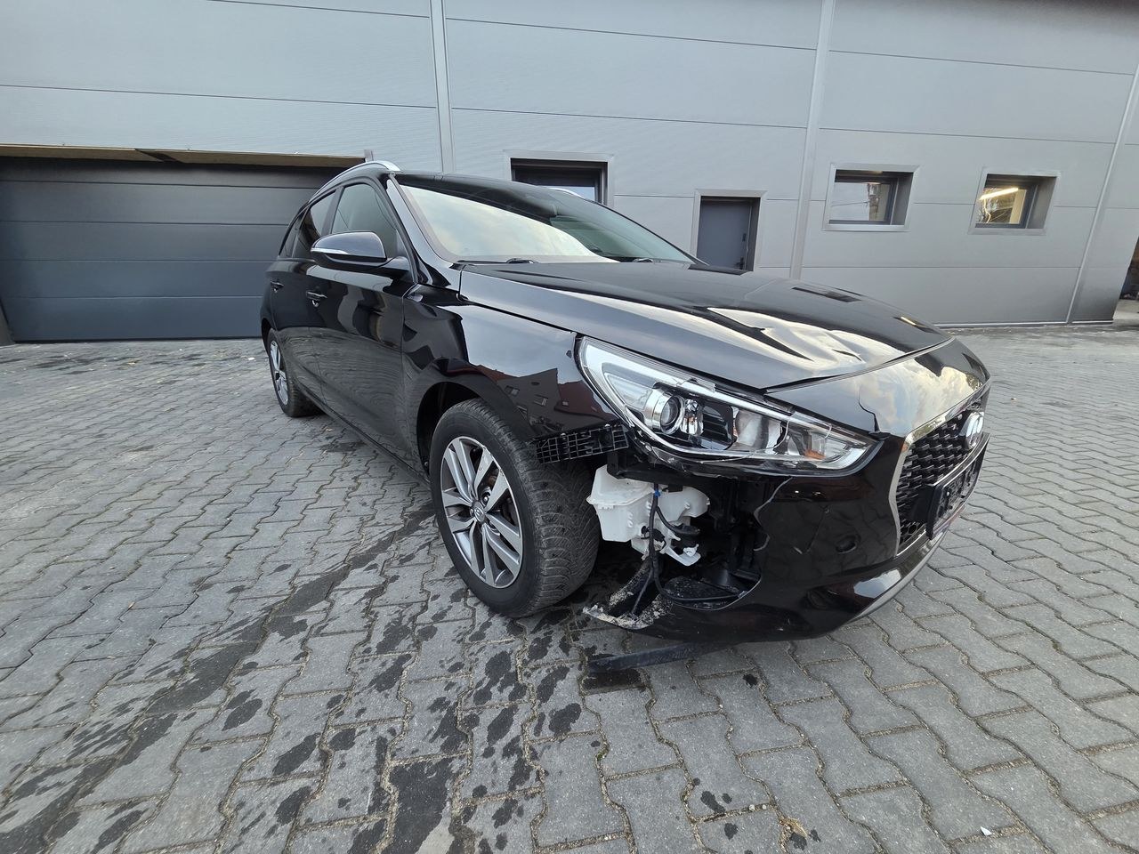 هیوندای i30