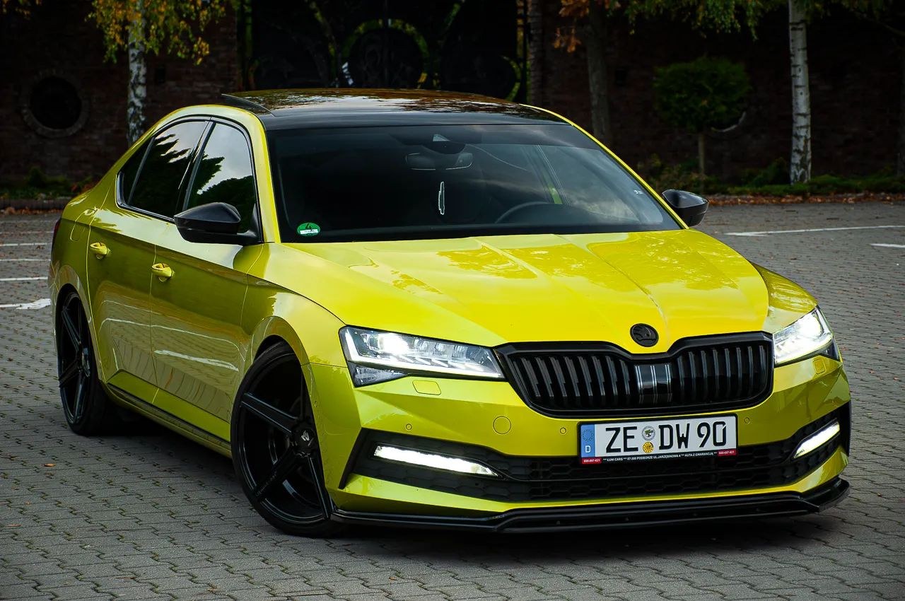 اشکودا سوپرب 2.0 TDI DSG اسپورتلاین