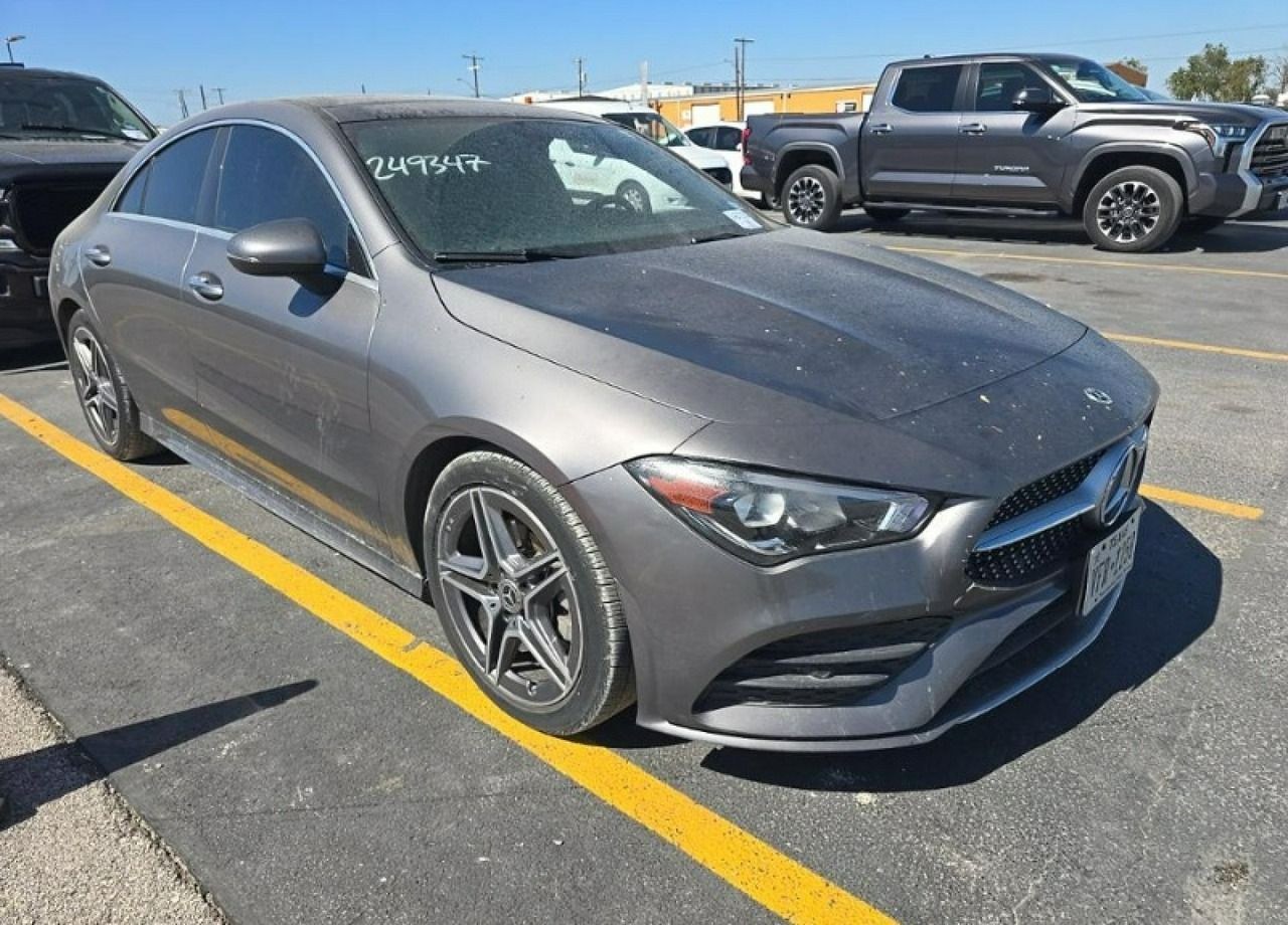 مرسدس بنز CLA 250 4-Matic AMG Line 7G-DCT