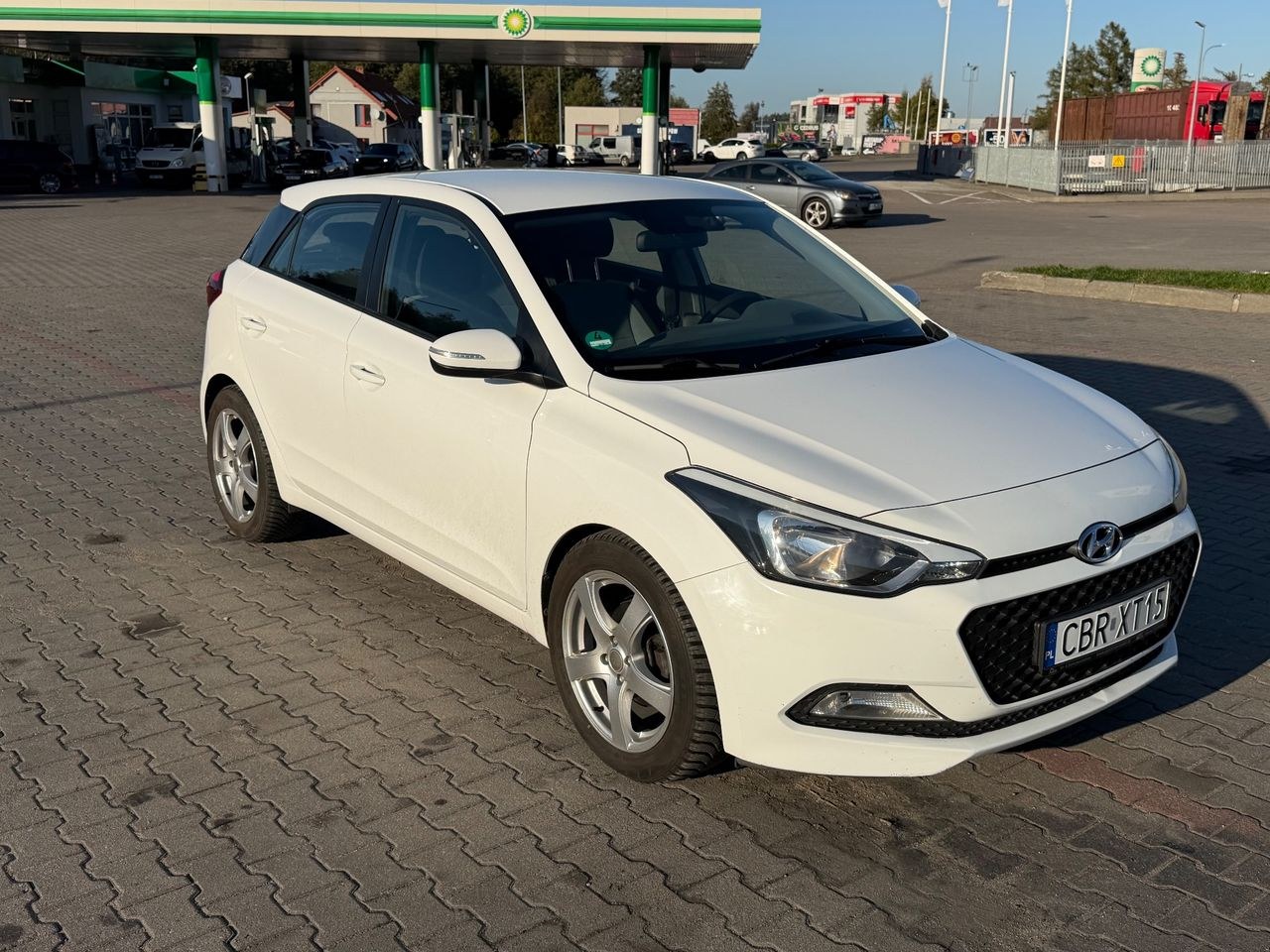 هیوندای i20