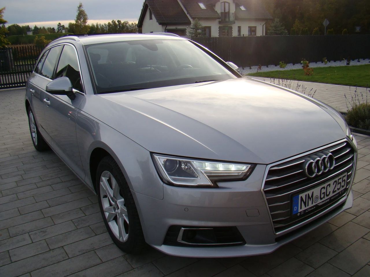 آئودی A4 آوانت 2.0 TFSI اولترا S tronic
