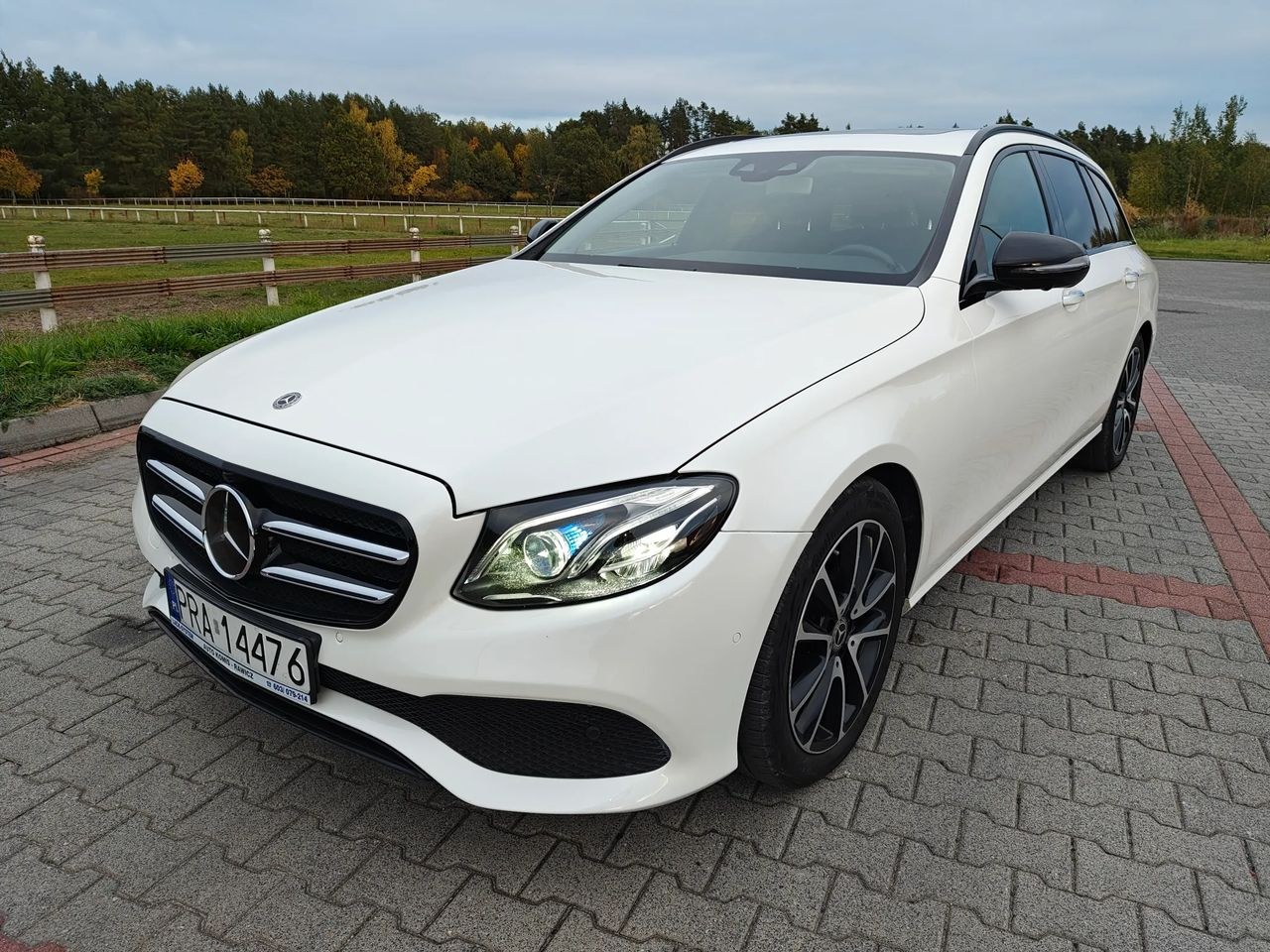 مرسدس بنز کلاس E 300 d 9G-TRONIC